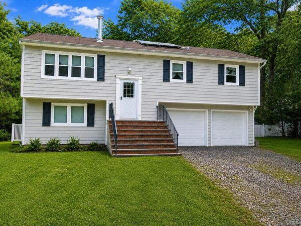 191 Old Willets Path, Smithtown, NY 11787