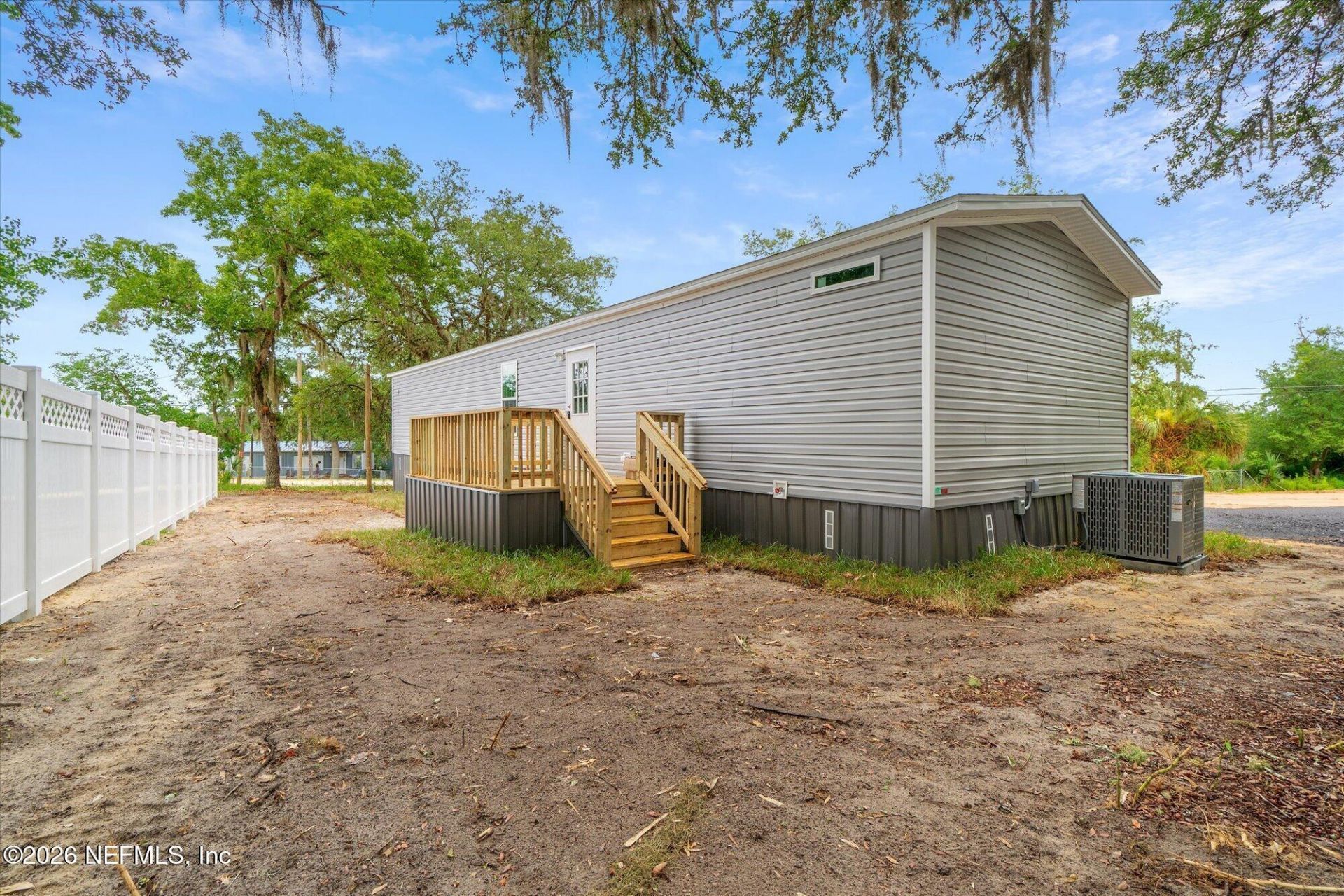 127 Riverside Trail, Satsuma, FL 32189 Photo