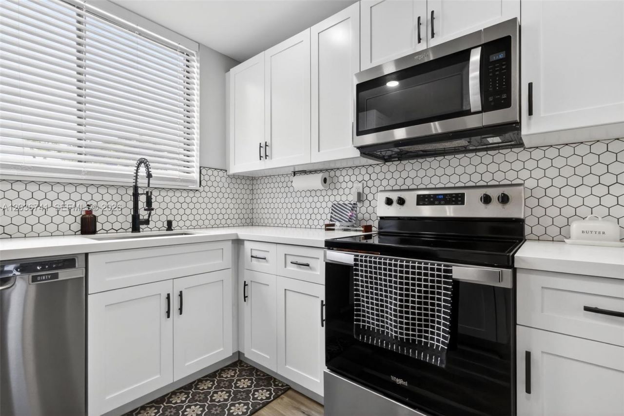 4427 Luxemburg Ct, Lake Worth, FL 33467 Photo