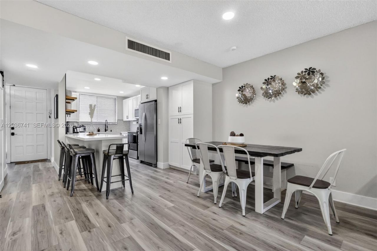 4427 Luxemburg Ct, Lake Worth, FL 33467 Photo