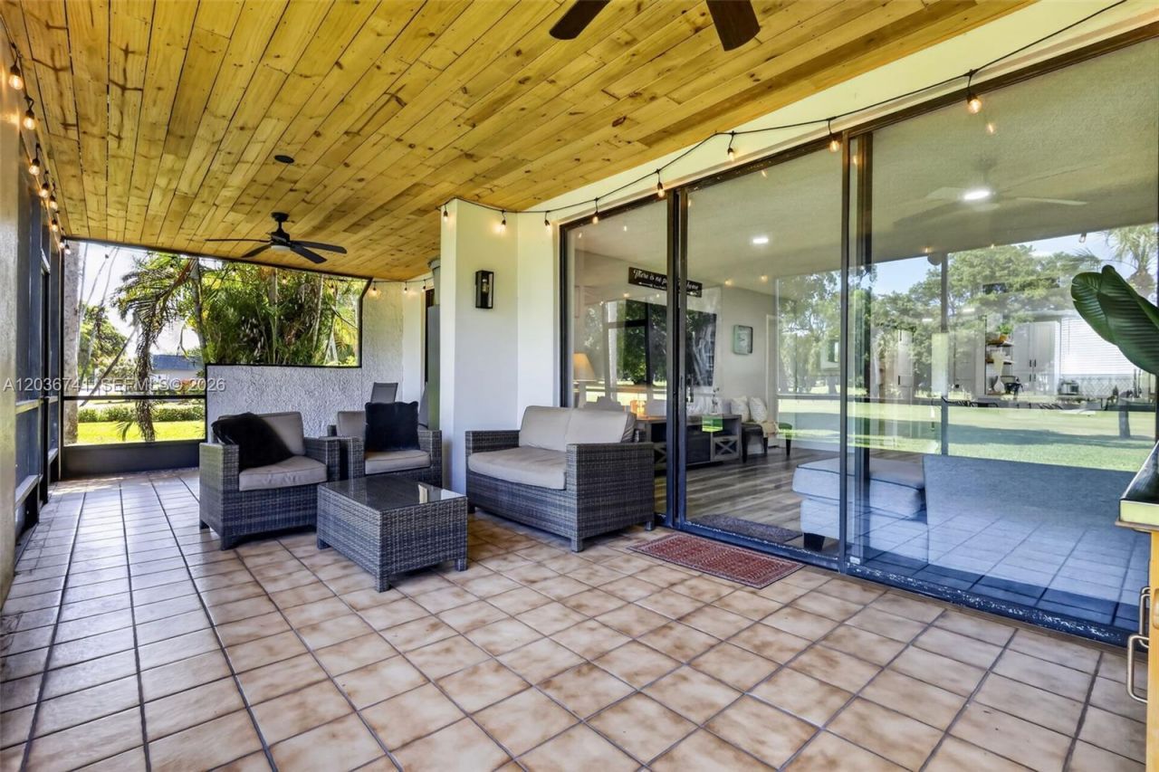 4427 Luxemburg Ct, Lake Worth, FL 33467 Photo