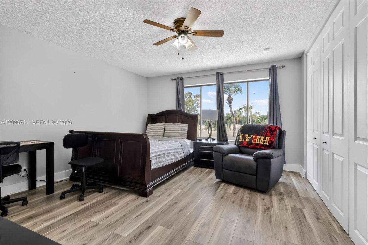 4427 Luxemburg Ct, Lake Worth, FL 33467 Photo
