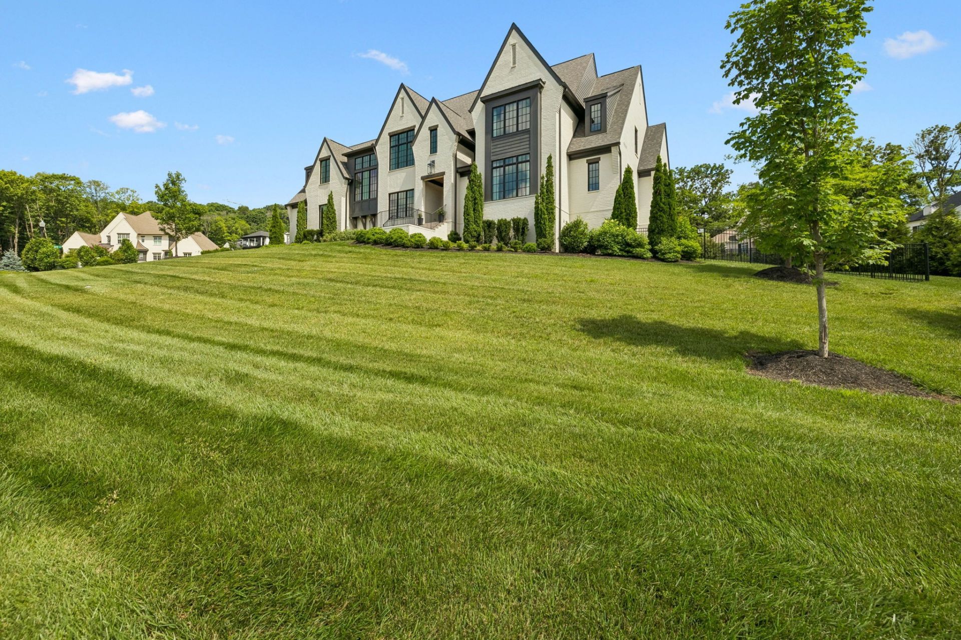 1598 Eastwood Dr , Brentwood, TN 37027 Main Photo