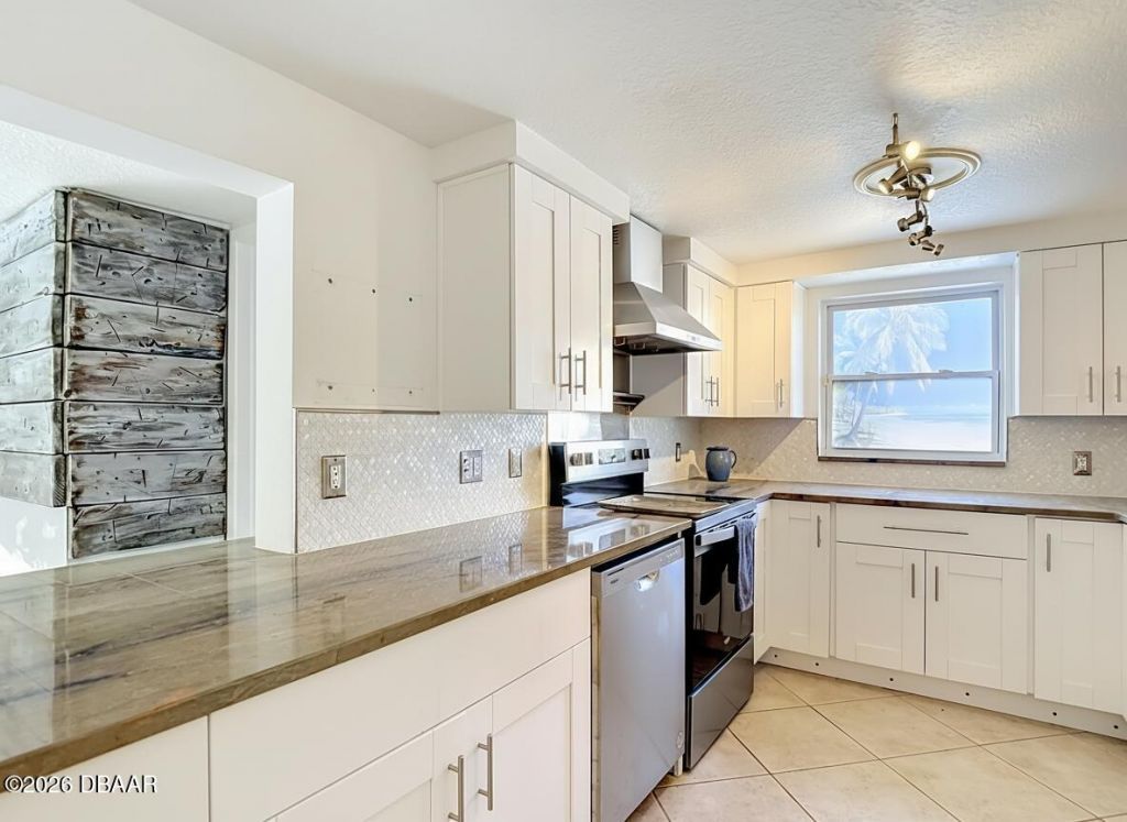 5016 Marlin Drive, New Port Richey, FL 34652 Photo