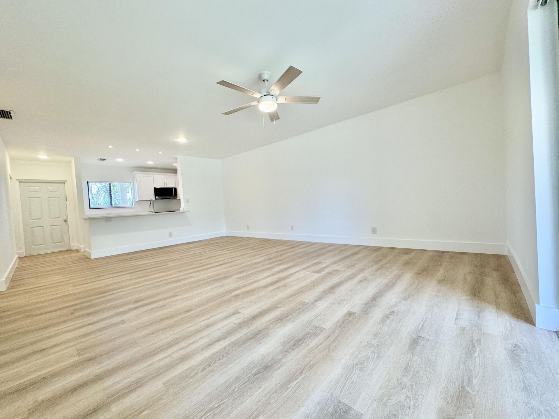 140 NW 70th Street, Unit 2030, Boca Raton, FL 33487 Photo