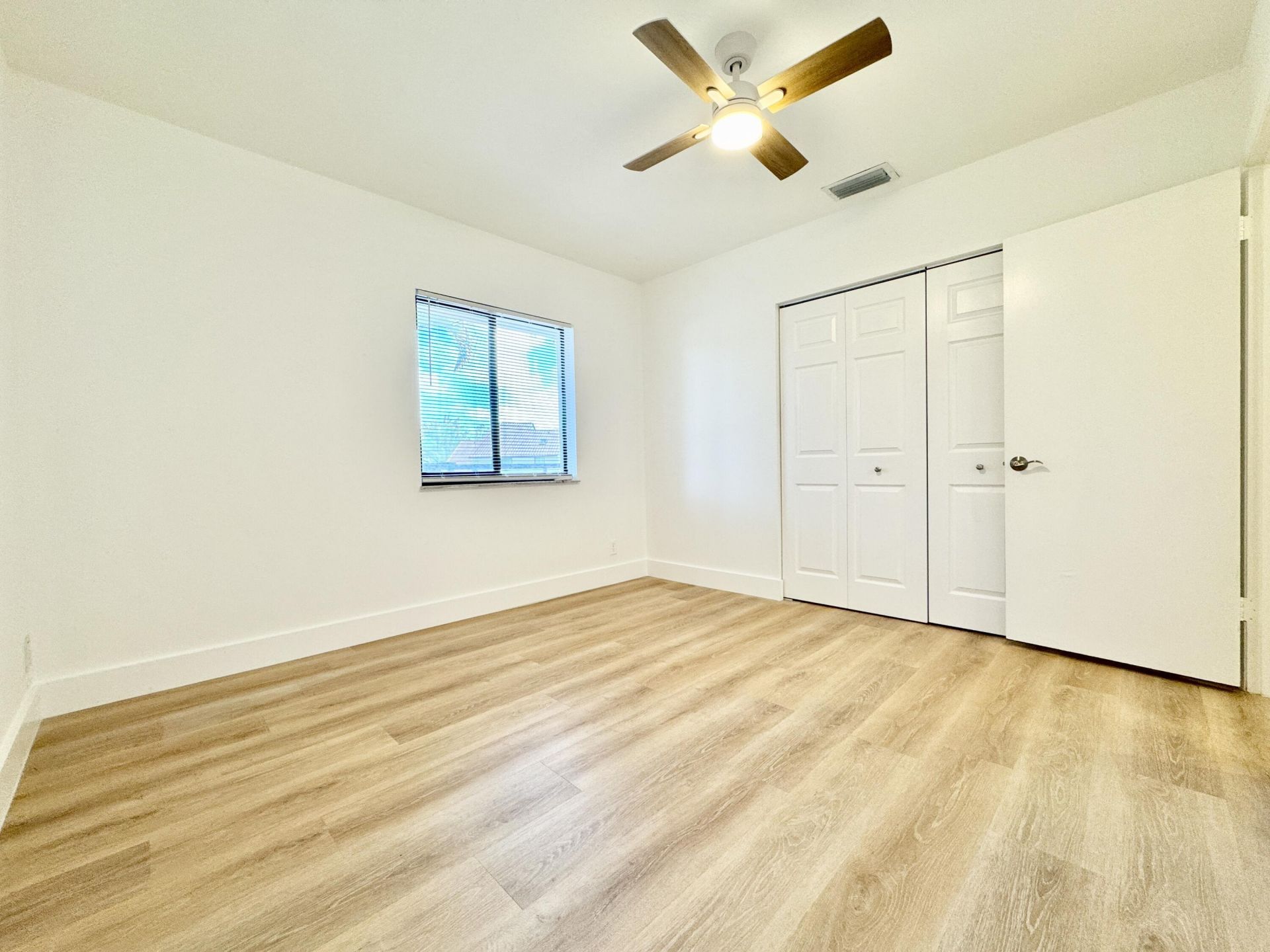 140 NW 70th Street, Unit 2030, Boca Raton, FL 33487 Photo