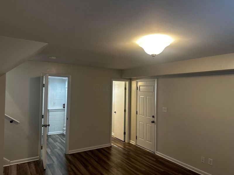1585 Shady Lane Road , Columbus, OH 43227 Photo 8