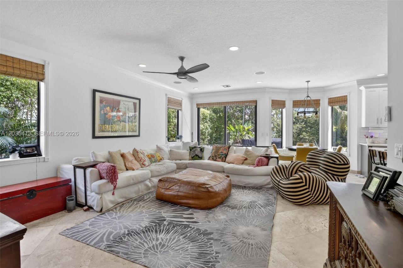 16711 SW 14th St, Pembroke Pines, FL 33027 Photo