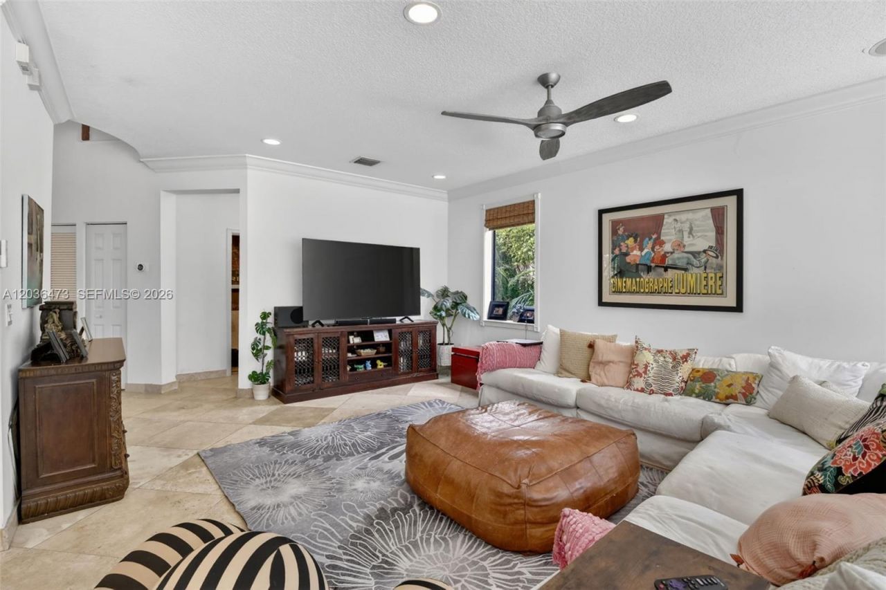 16711 SW 14th St, Pembroke Pines, FL 33027 Photo
