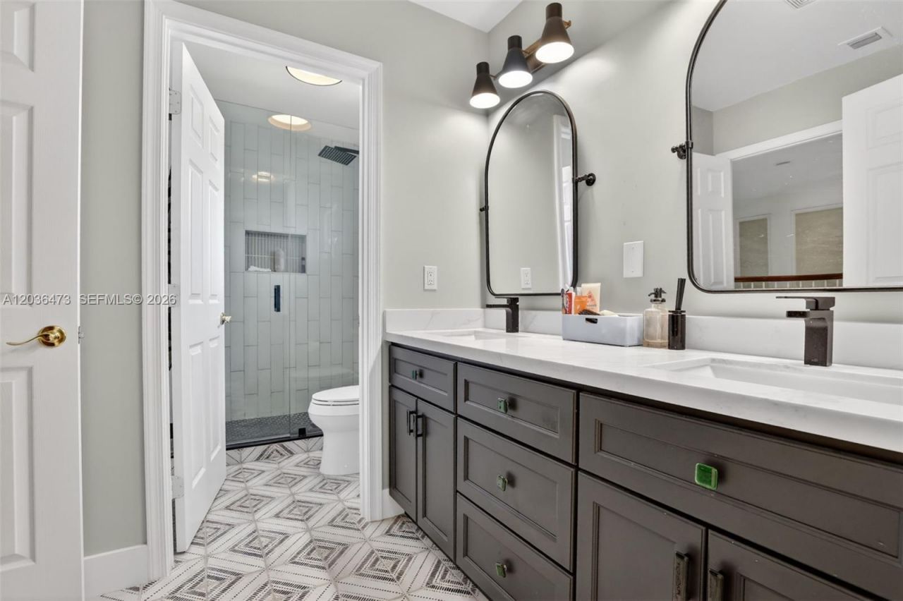 16711 SW 14th St, Pembroke Pines, FL 33027 Photo