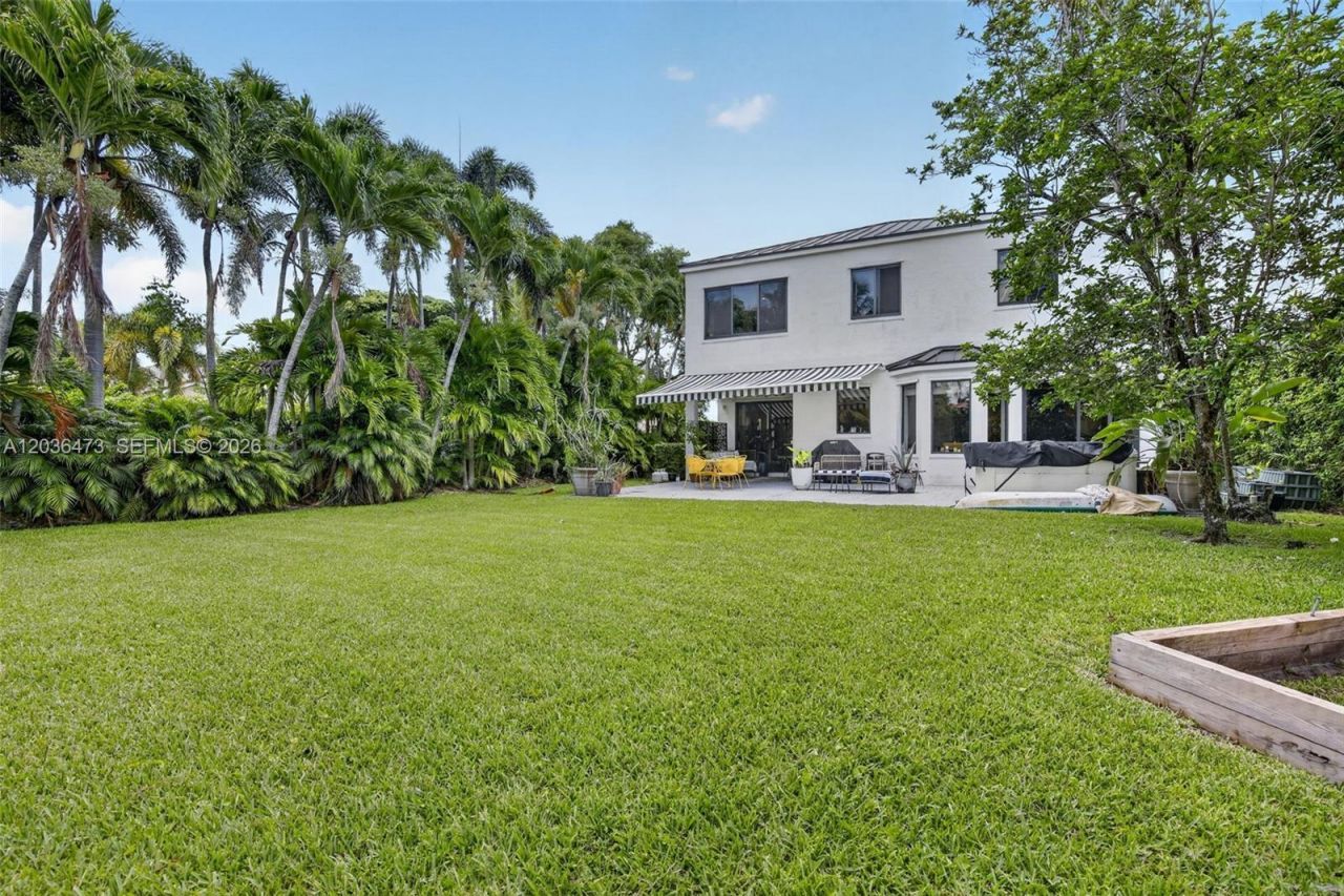 16711 SW 14th St, Pembroke Pines, FL 33027 Photo