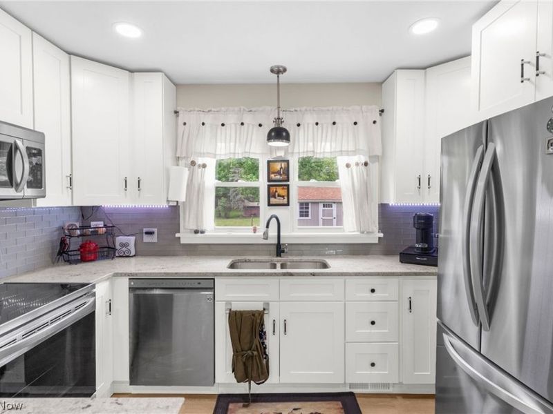 10060 Salem Warren Road, Salem, OH 44460 Photo 12