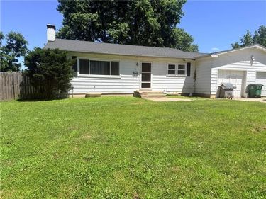 502 N Wooden Avenue, Braymer, MO 64624