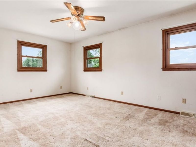 18224 Main Street, Newark, OH 43056 Photo 13