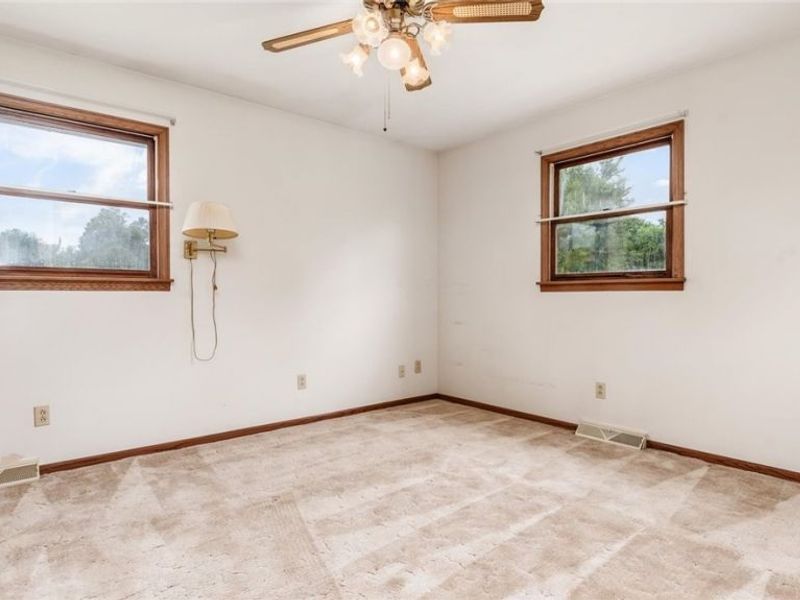 18224 Main Street, Newark, OH 43056 Photo 16