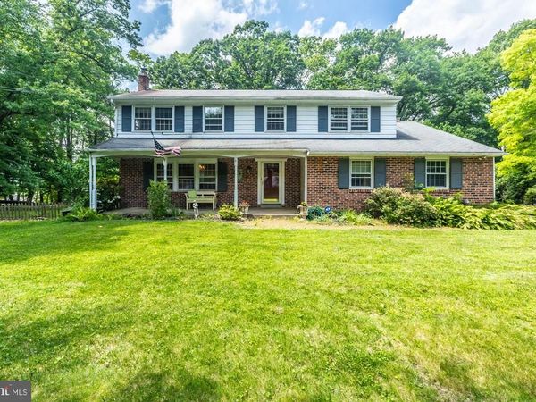 999 CLOVERLY ROAD, BERWYN, PA 19312