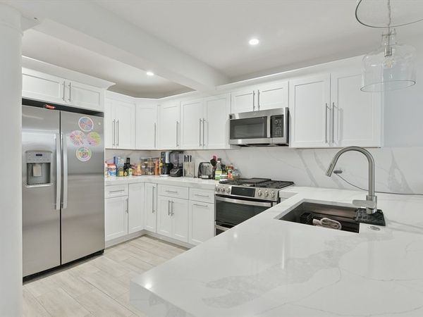 467 E 8th, Unit 1A, Boston, MA 02127