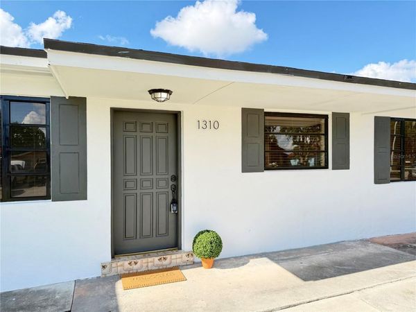 1310 W 30TH STREET , HIALEAH, FL 33012