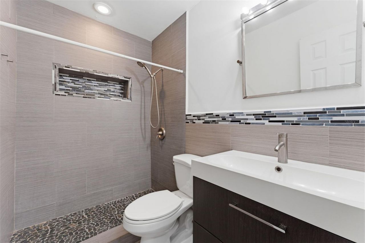 1310 W 30th Street , Hialeah, FL 33012 Photo