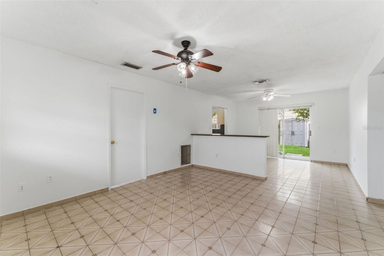 1310 W 30th Street , Hialeah, FL 33012 Photo
