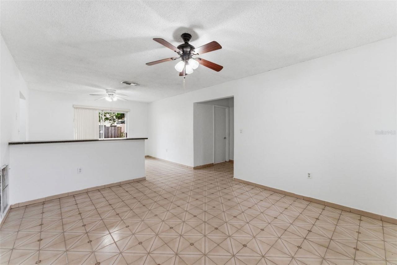 1310 W 30th Street , Hialeah, FL 33012 Photo