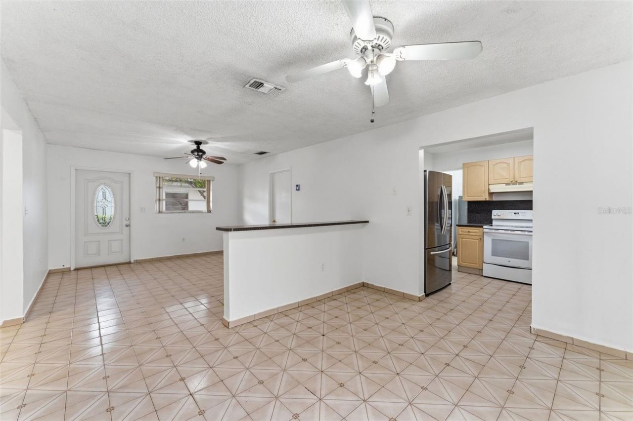 1310 W 30th Street , Hialeah, FL 33012 Photo