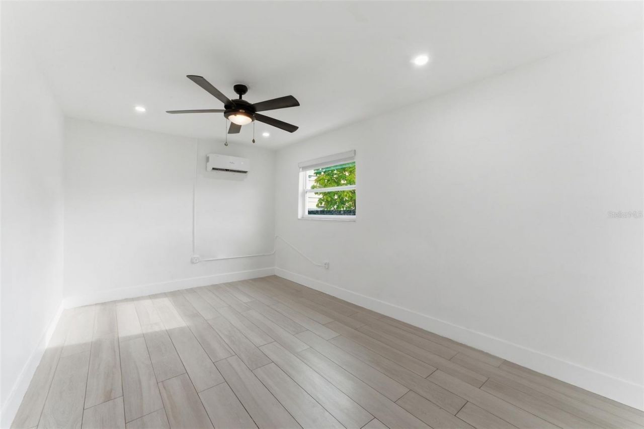 1310 W 30th Street , Hialeah, FL 33012 Photo