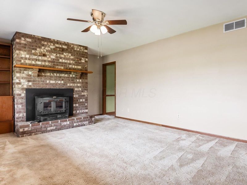 18224 Main Road SE, Newark, OH 43056 Photo 8