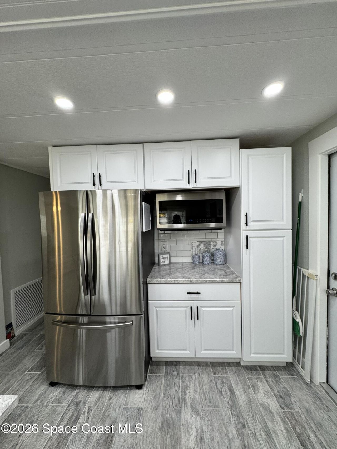 805 Wren Circle, Barefoot Bay, FL 32976 Photo