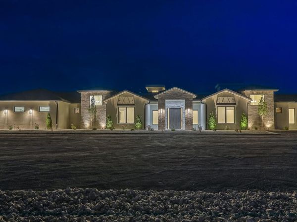 18 Chamisa Road , Placitas, NM 87043