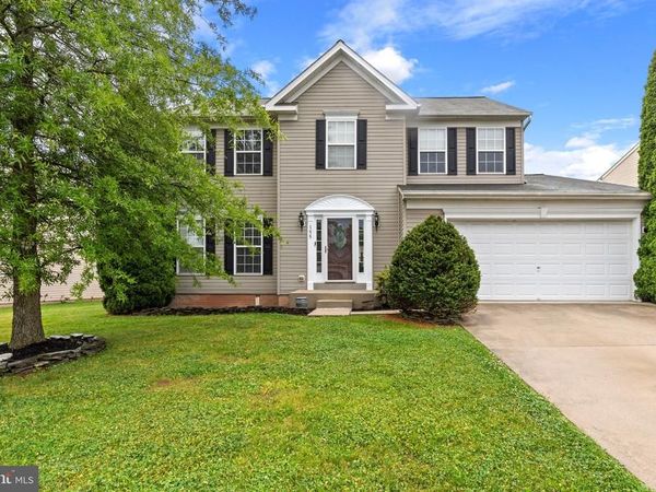 155 HUNTER CREEK DRIVE, YORK, PA 17406