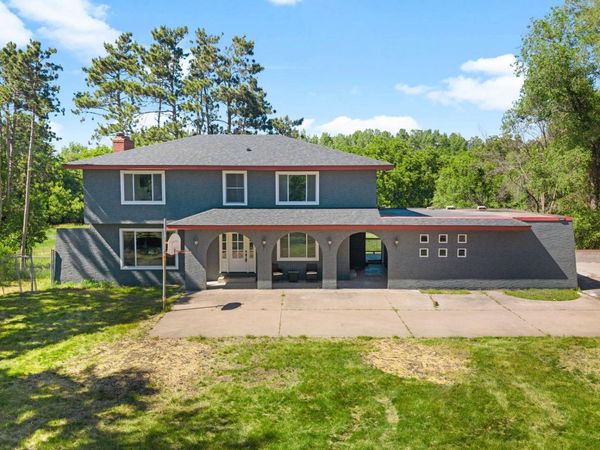 2663 S Coon Creek Drive, Andover, MN 55304