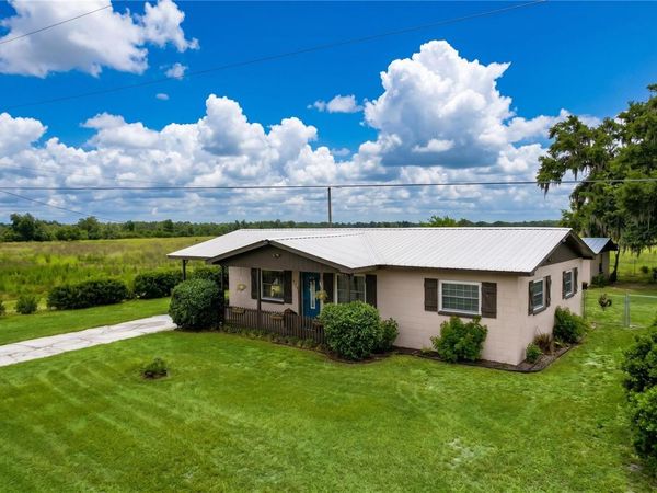 392 OLD DIXIE HIGHWAY , BOWLING GREEN, FL 33834