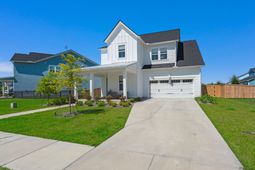 135 E Morton Street photo 4