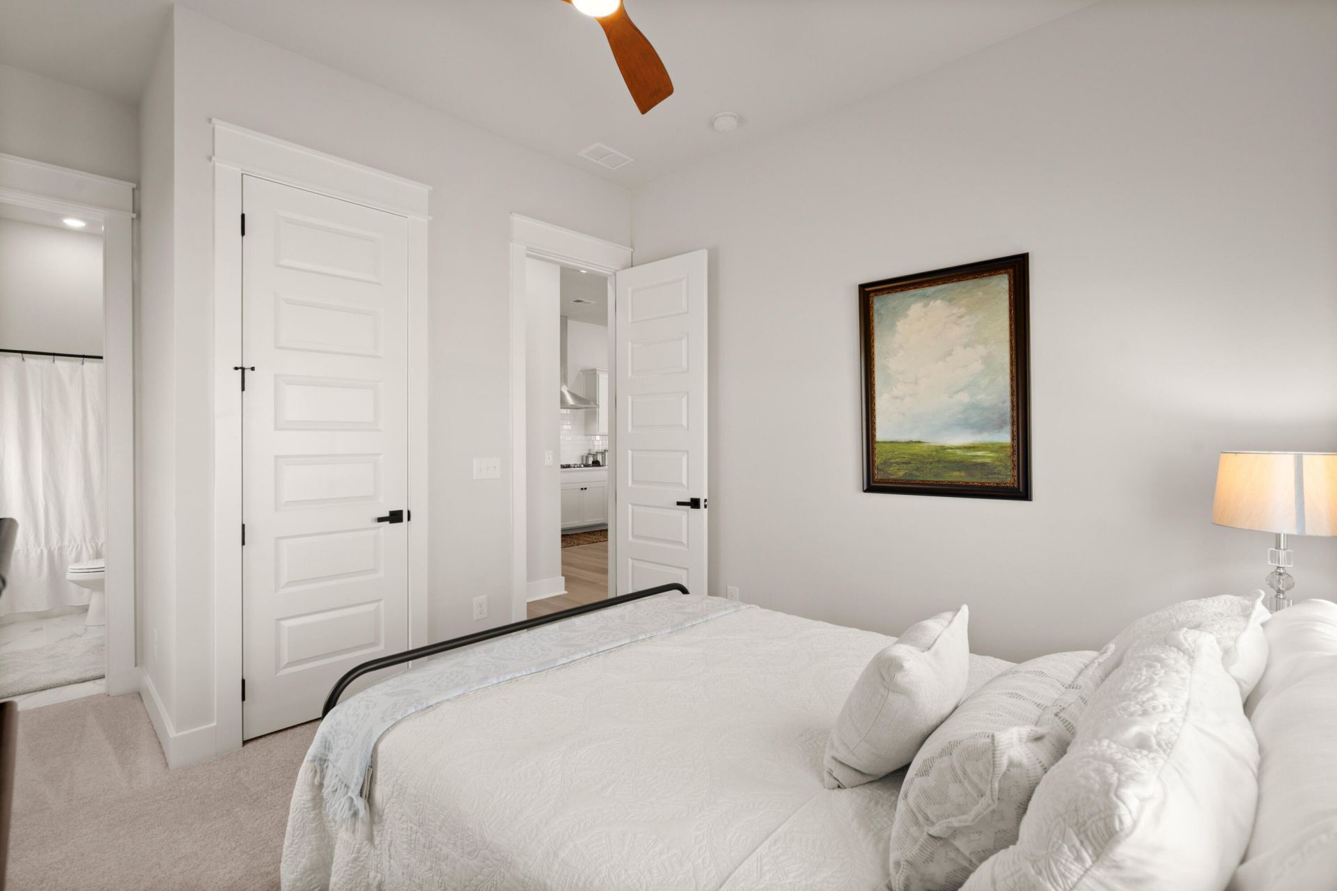 135 E Morton Street Photo 21