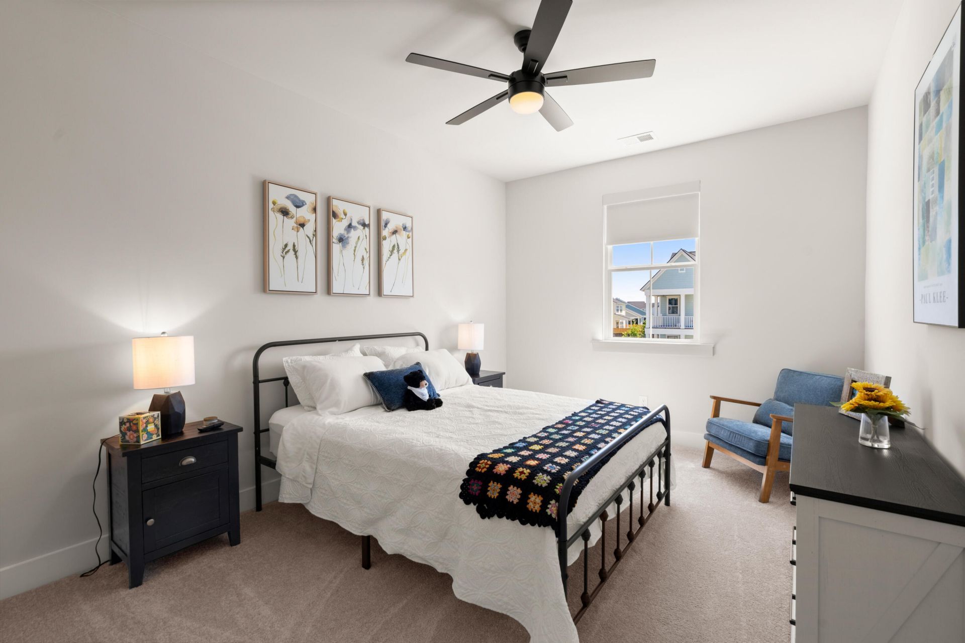 135 E Morton Street Photo 32