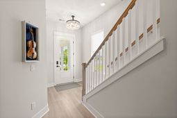 135 E Morton Street photo 4