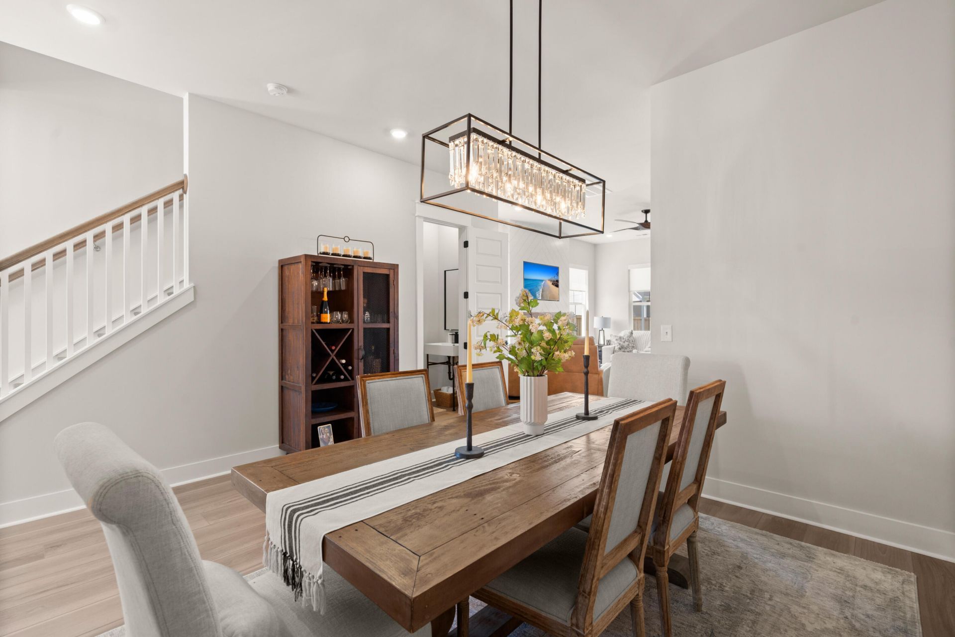135 E Morton Street Photo 8