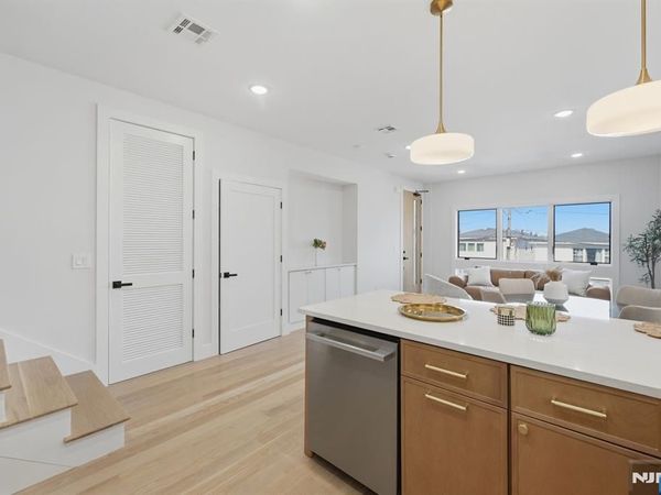 98 Western Avenue 1, Unit 1, JERSEY CITY, NJ 07307