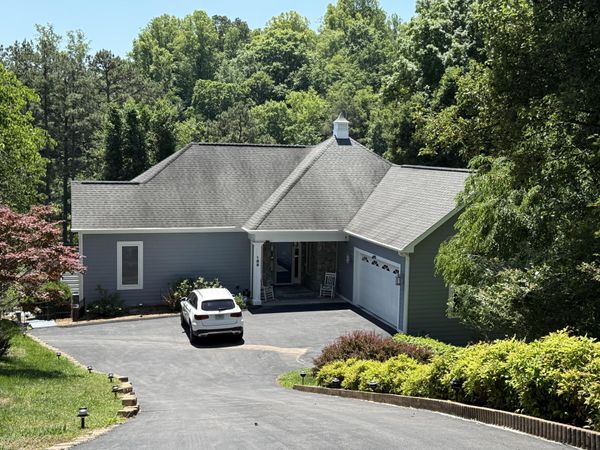 188 Lemon LN , Hardy, VA 24101