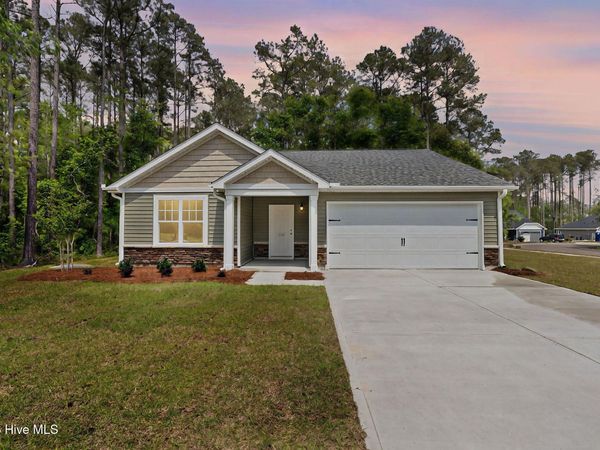 2573 Provence Drive SE, Bolivia, NC 28422