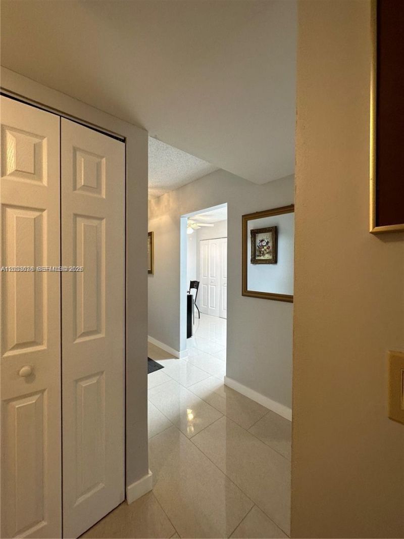 7561 NW 1st St , Unit 204, Margate, FL 33063 Photo