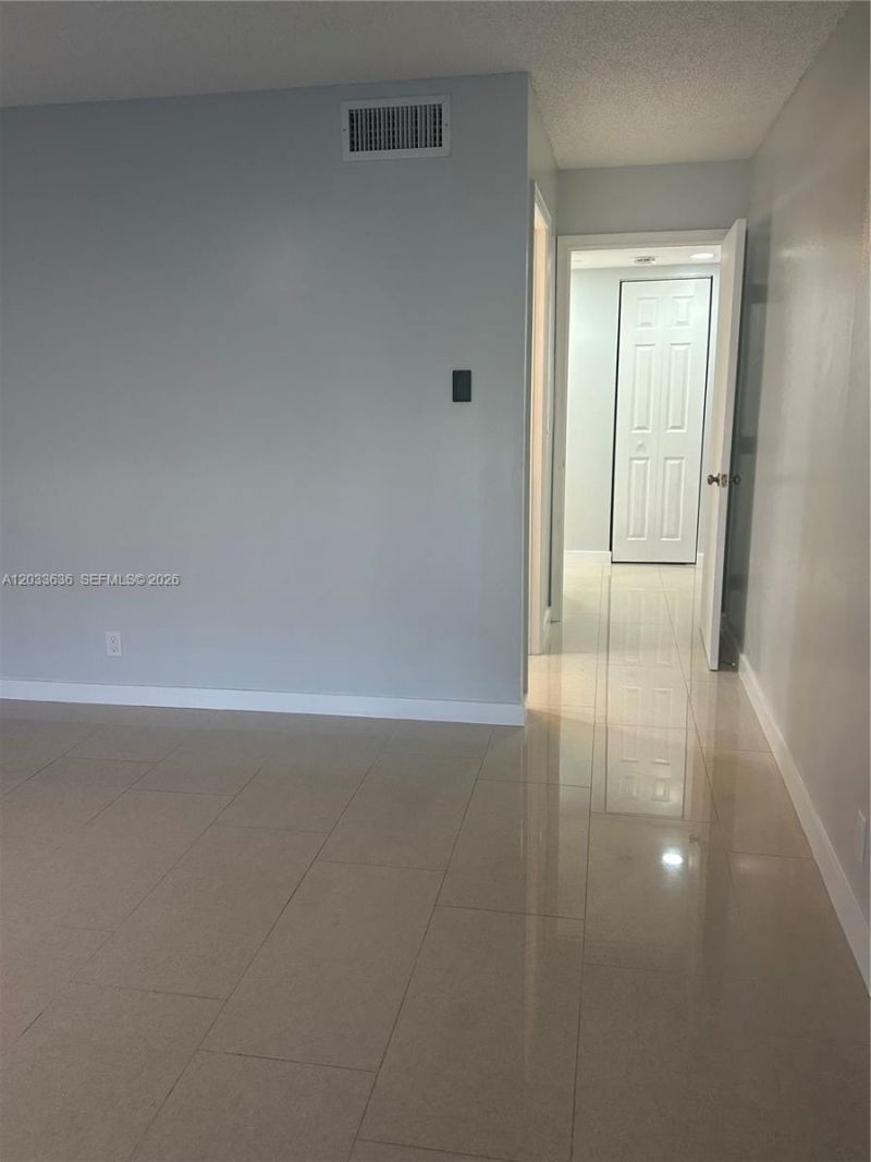 7561 NW 1st St , Unit 204, Margate, FL 33063 Photo