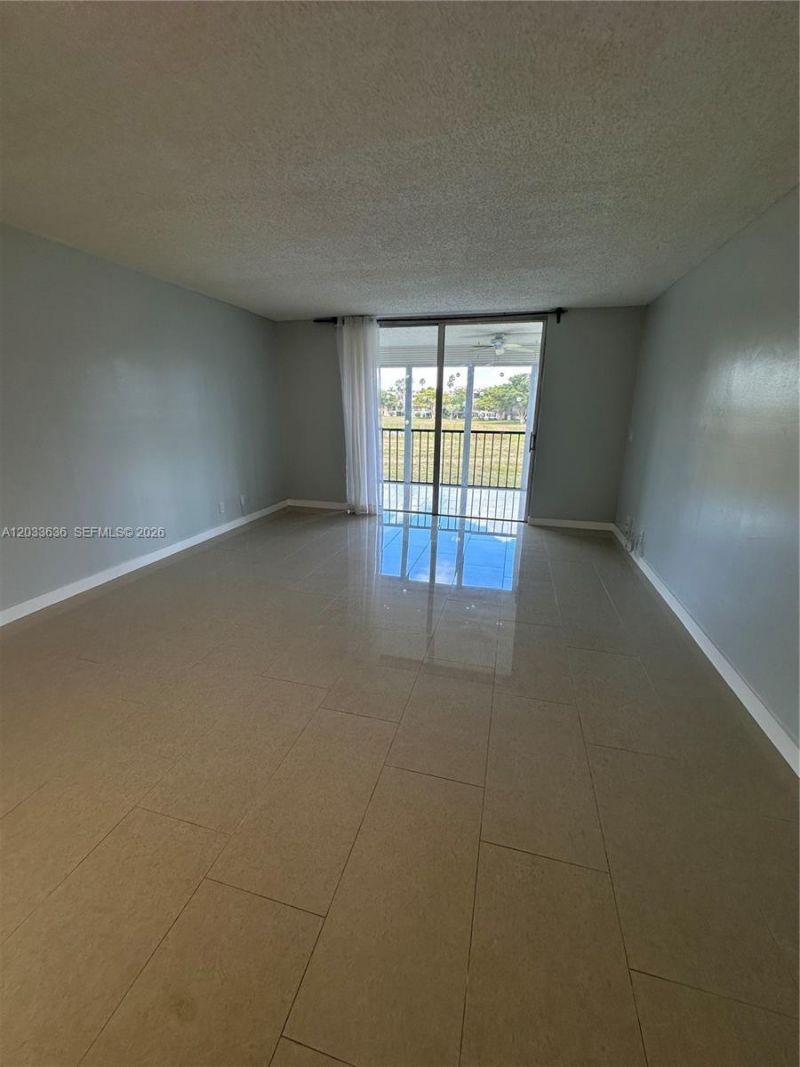 7561 NW 1st St , Unit 204, Margate, FL 33063 Photo