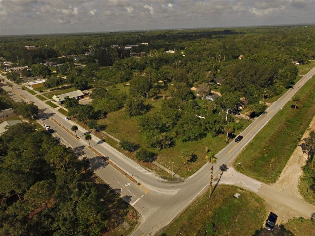9810 134th Court, Fellsmere, FL 32948 Photo