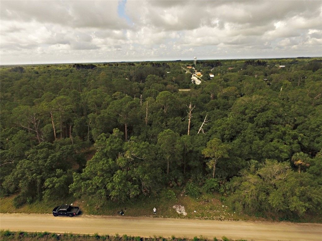 9810 134th Court, Fellsmere, FL 32948 Photo