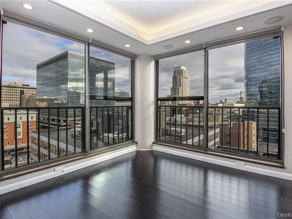10 Cottage Place, Unit 11E, White Plains, NY 10601