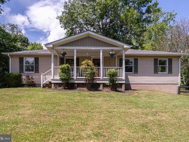 35094 SCOTLAND HEIGHTS ROAD , ROUND HILL, VA 20141