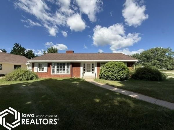 1004 15th Street, Onawa, IA 51040