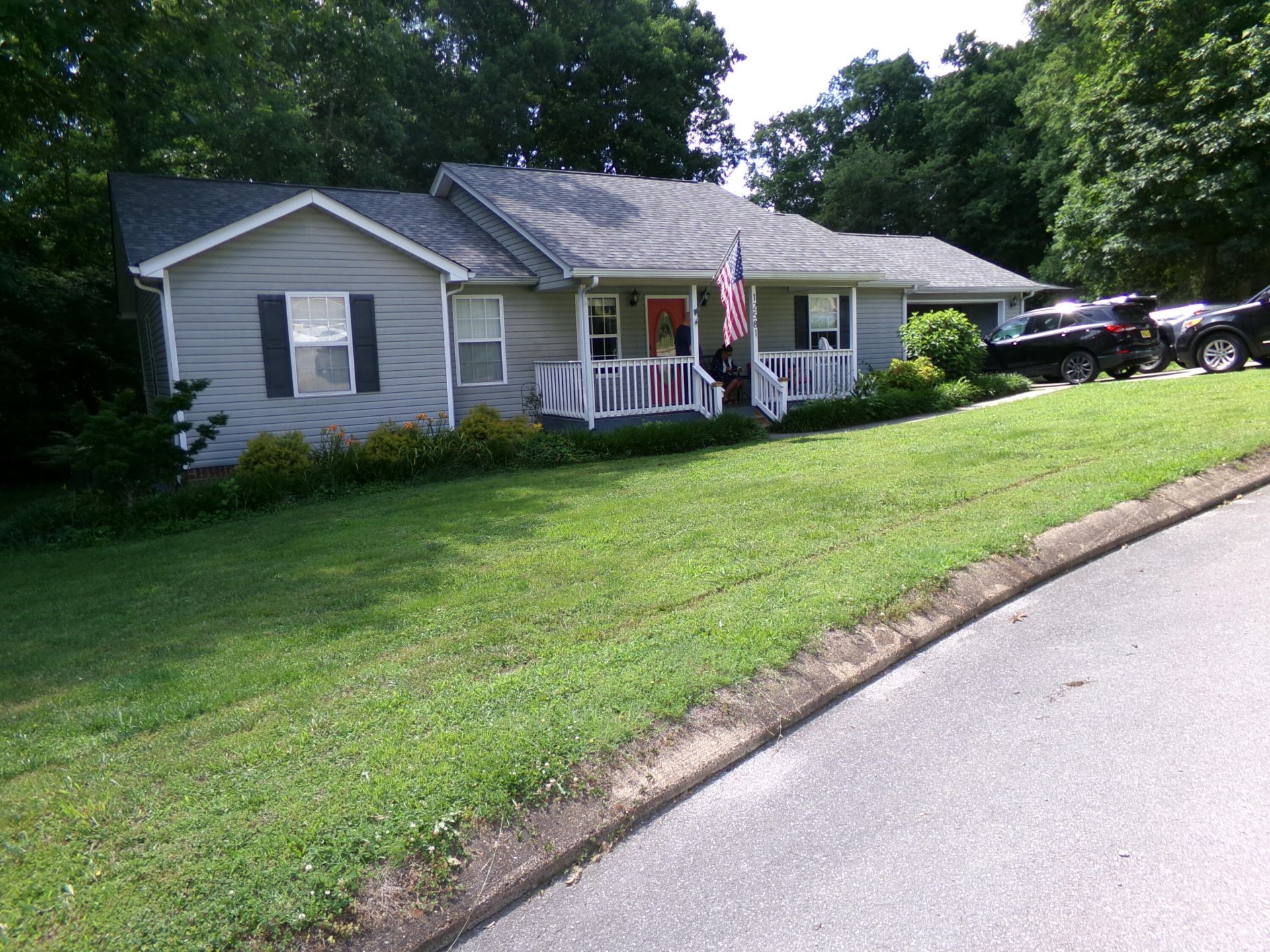 12581 Emerald Creek Circle Soddy Daisy, TN 37379